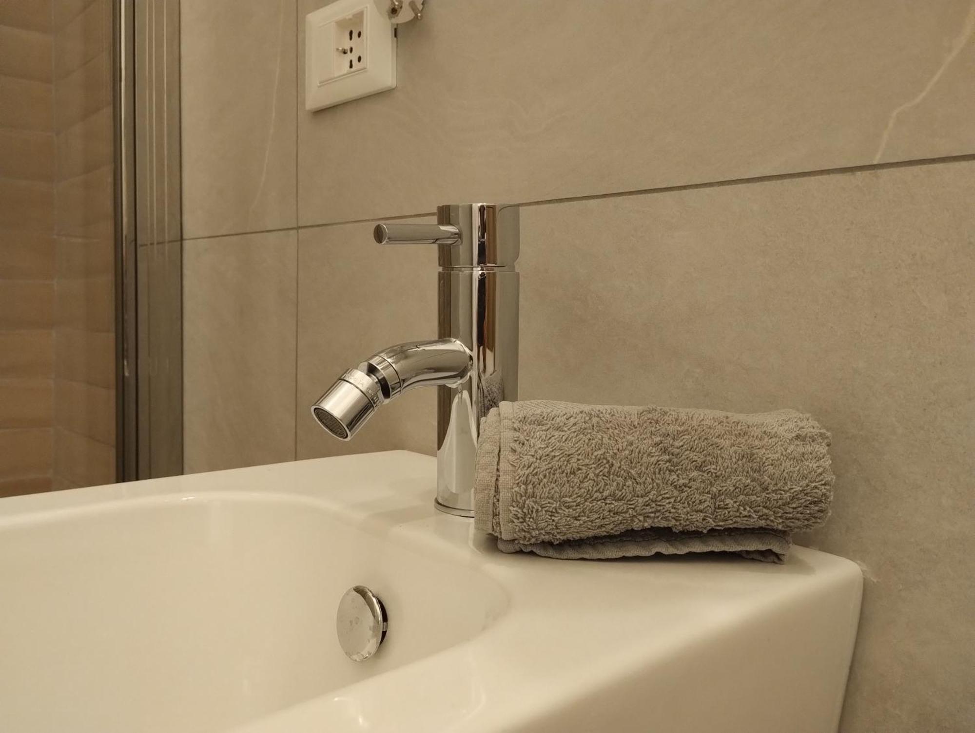 Appartement Casa Linda Sul Naviglio à Milan Extérieur photo